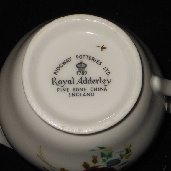 Small creamer. Royal Adderley UK fine bone china - Picture 4 of 4